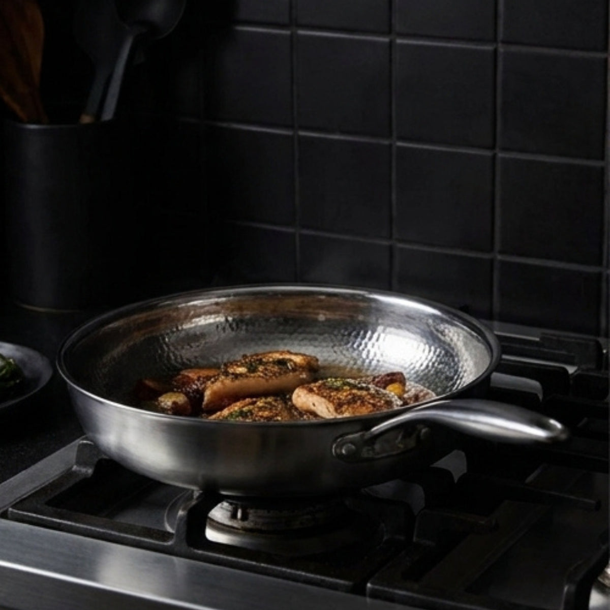 Gehamerde Titanium Pan