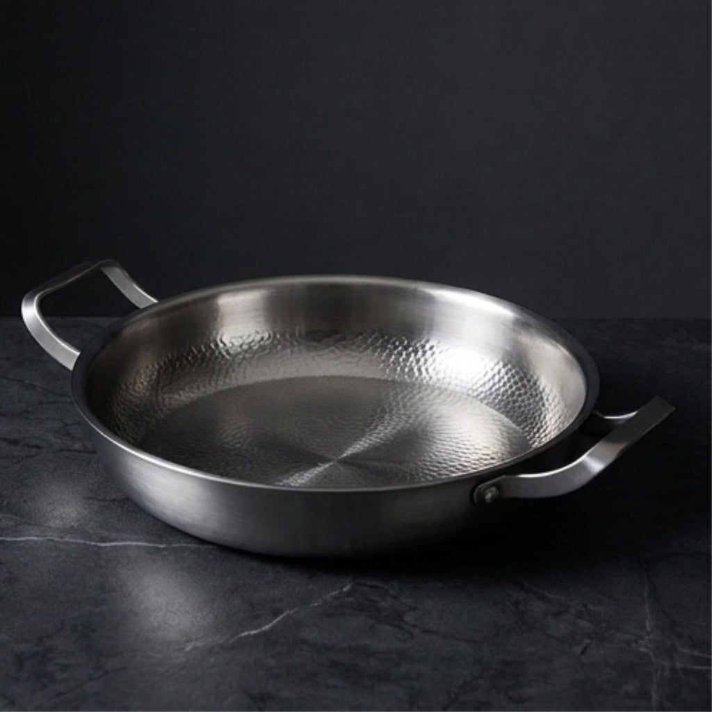 Gehamerde Titanium Sauteerpan met Twee Grepen